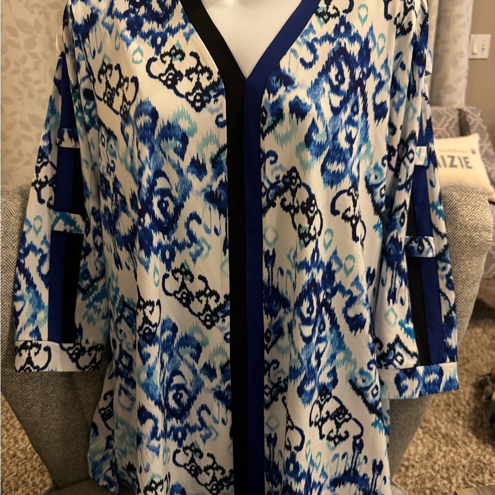 Blue and White Patterned Long Sleeve Top